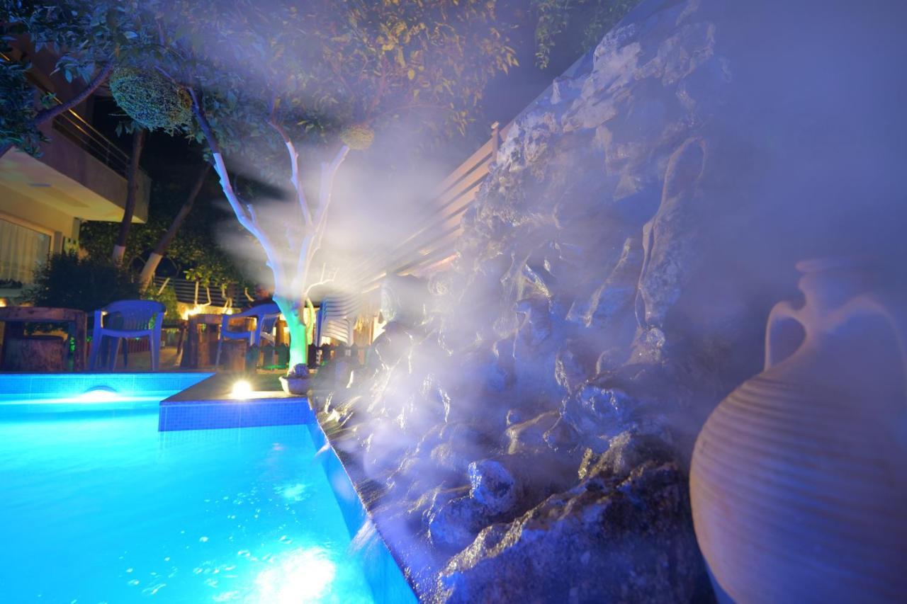 Vila Ahmeti Bed & Breakfast Sarande Exterior photo