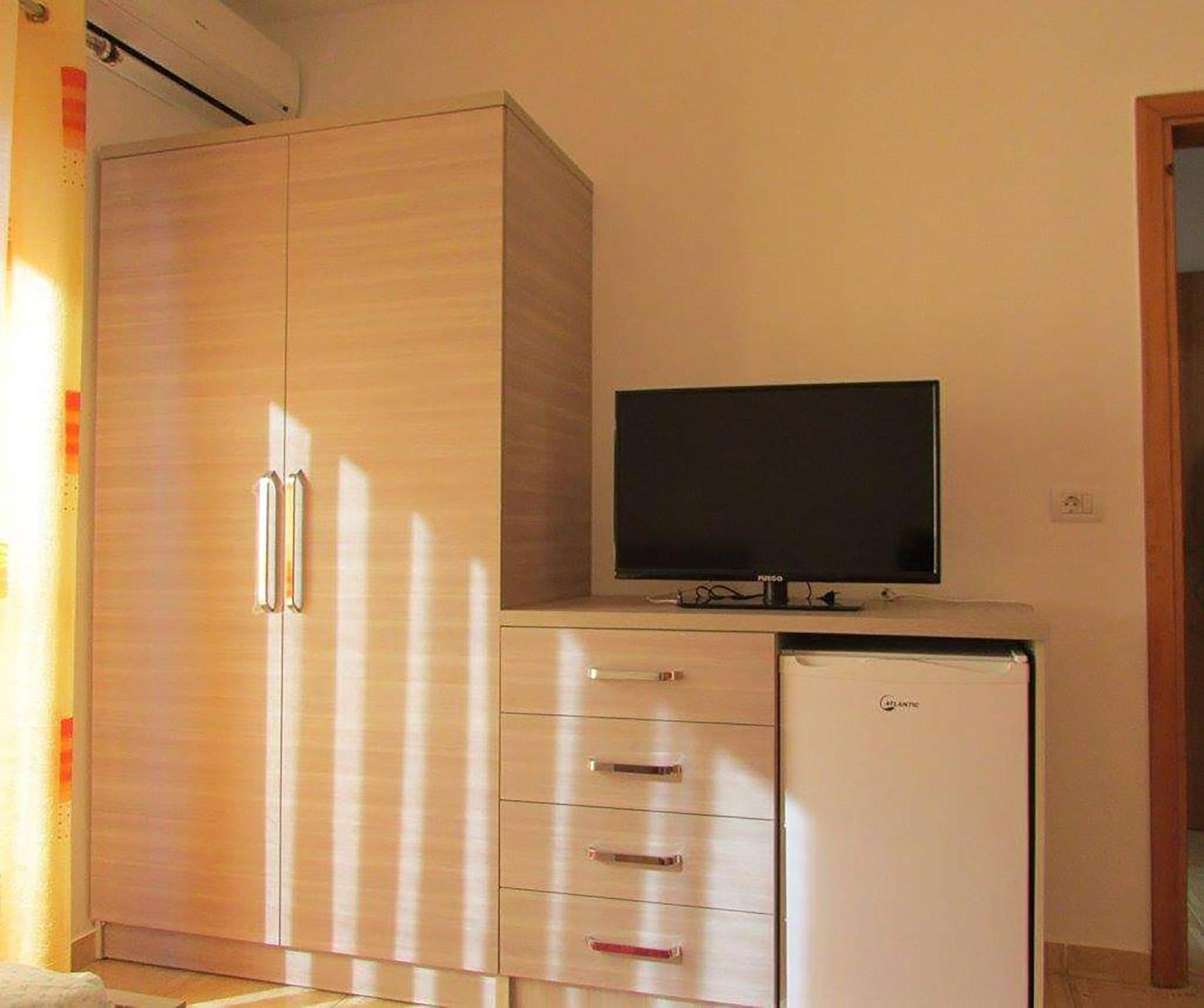 Vila Ahmeti Sarande Exterior photo